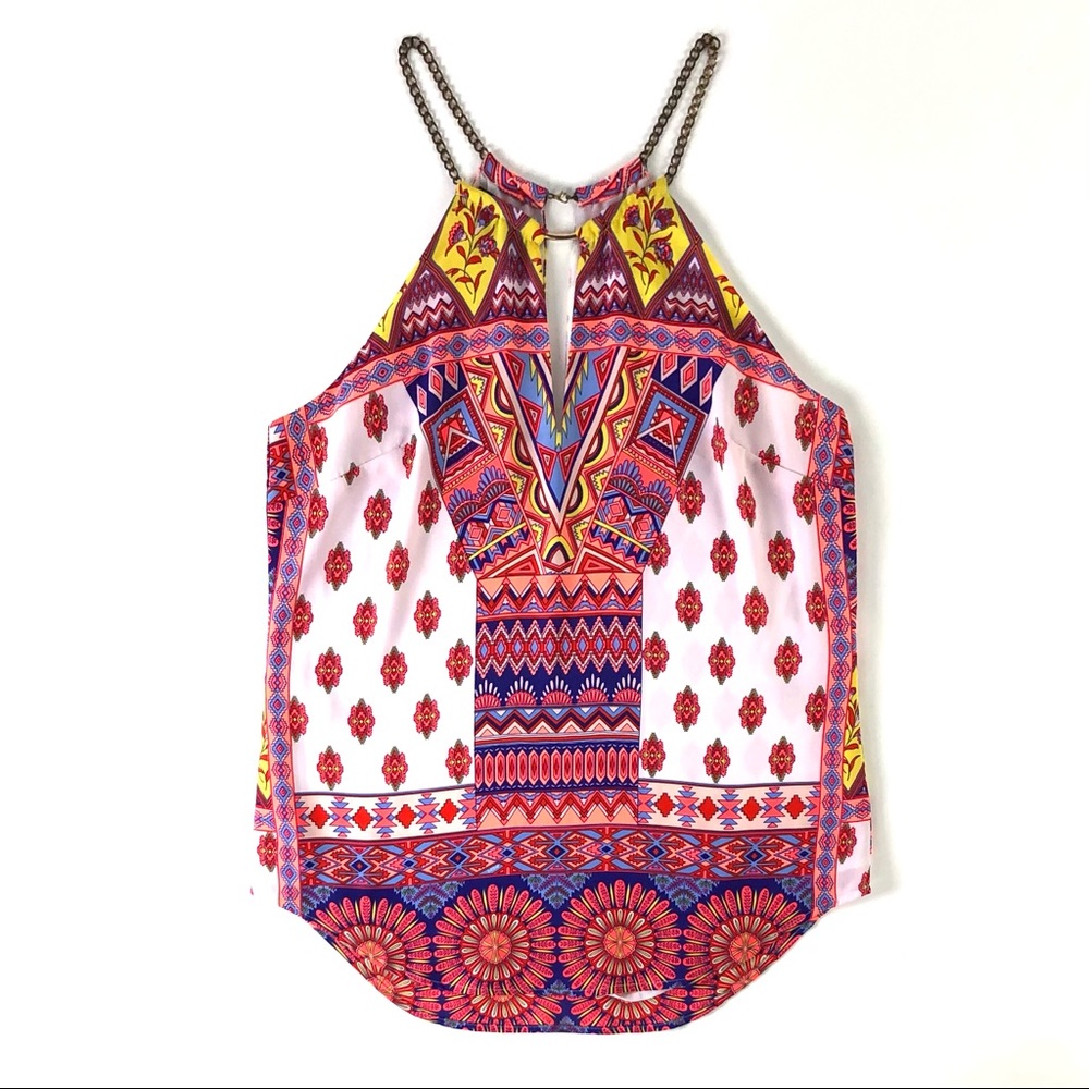 Bebe Chain Key Hole Printed Tank Top